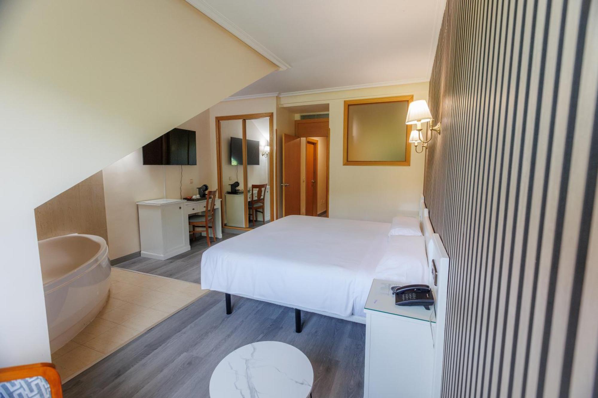 Ciudad Hotel Onís